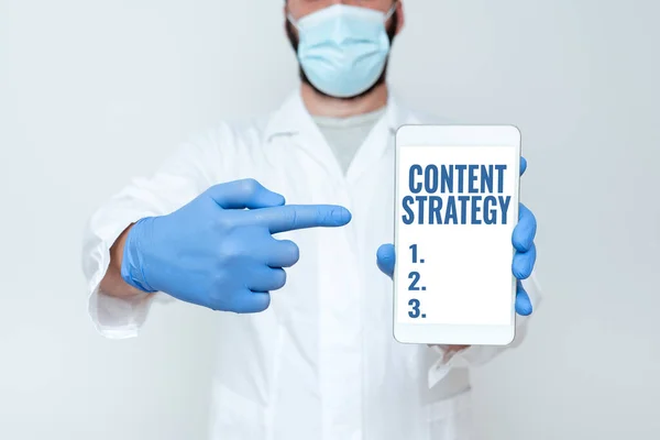 개념 캡션 콘텐츠 전략 (Conception Content Strategy). 비즈니스 컨셉은 좋은 사진 과 단어를 사용하여 마케팅 계획을 만든다. — 스톡 사진