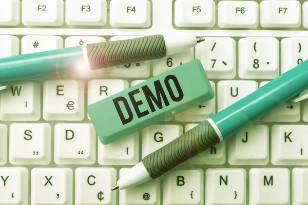 El yazısı tabelası Demo. Ürün teknikleri ve becerilerinin tanıtımı için sözcük Yazıcı Arkaplan Hikayesi Yazma Toplantısı, Yeni Sosyal Medya Hesabı Oluşturma