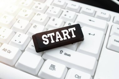 El yazısı metni Başlat. İnternet Kavramı, zaman ya da uzayda belirli bir noktadan başlar ya da hesaplanır Yeni bir kitap oluşturur, Bilgisayar Oyunları oynar, Yeni İçerik Kopyalar