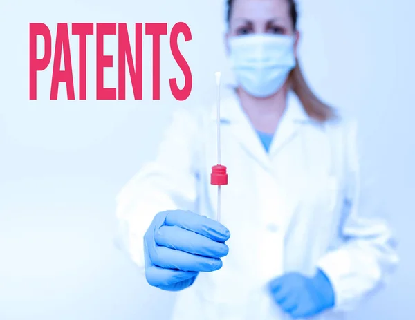 El yazısı patentleri. Tıbbi Örnek Sunma ve Analiz Etme Testi — Stok fotoğraf
