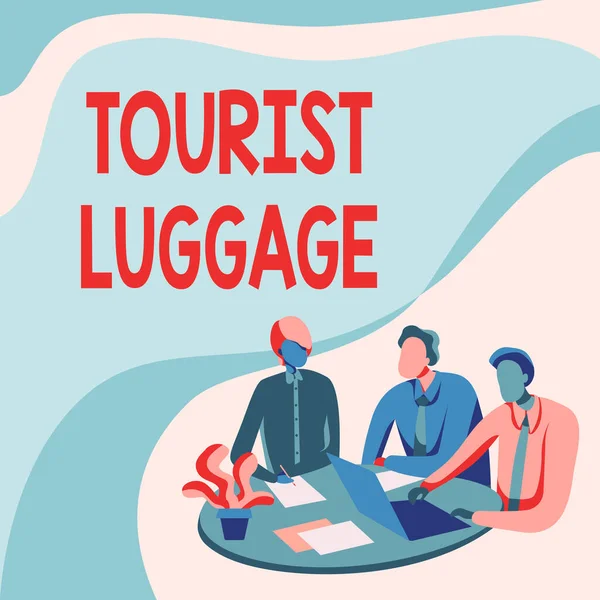 Conceptuele bijschrift Tourist LuBagage. Zakelijke aanpak big bag die alles bevat wat men nodig heeft voor reizen Collega 's Tekenen zittend op een bureau met laptop hebben discussie. — Stockfoto