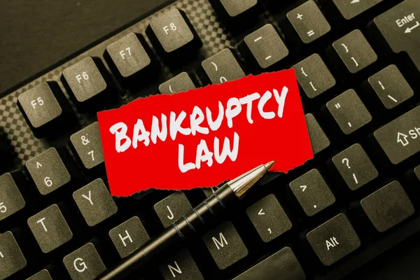 문자 캡처는 Bankruptcy Law 를 표시한다. 개념은 채무자가 새로운 제품 키 콘셉트, 타 핑 무비 자막 소프트웨어에 가입하는 데 도움을 주기 위해 설계된 것이다 — 스톡 사진