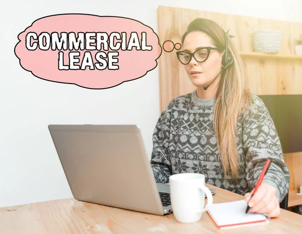 Text showing inspiration Commercial Lease. Conceptual photo refers to buildings or land intended to generate a profit Callcenter Agent Working From Home, Student Preparing For Examinations — Stock Photo, Image