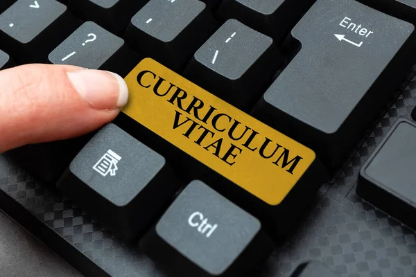 Müfredat Vitae 'yi gösteren tabela. İş fırsatı için kişi niteliklerine ilişkin iş konsepti Yazma Aygıtı Kullanım Kılavuzu, Postalama Ürün İncelemesi Çevrimiçi