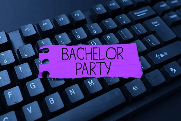 Εννοιολογική λεζάντα μπάτσελορ πάρτι. Internet Concept Party δίνεται για έναν άνθρωπο που είναι έτοιμος να παντρευτεί Stag νύχτα Αφηρημένη online διαδικασία εγγραφής, πληκτρολογώντας προσωπικές πληροφορίες — Φωτογραφία Αρχείου