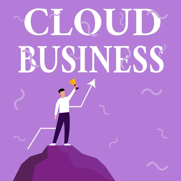 Konzeptionelle Bildunterschrift Cloud Business. Geschäftsübersicht internetbasierte Bereitstellung von Dienstleistungen für Benutzer Geschäftsmann Zeichnung Standing On Big Rock Stolz Holding Trophy. — Stockfoto