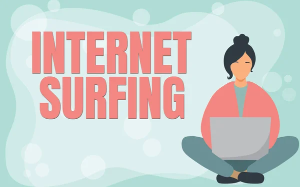 Podpis koncepcyjny Internet Surfing. Biznes showcase przeglądanie setki stron internetowych za pomocą dowolnej zainstalowanej przeglądarki Młoda dama siedzi ze skrzyżowanymi nogami podczas korzystania z laptopa Wyświetlanie Relaks. — Zdjęcie stockowe