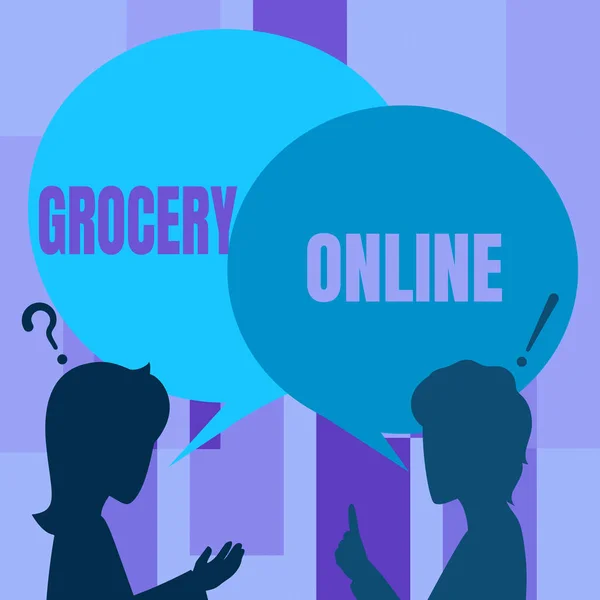 Leyenda conceptual Grocery Online. Palabra escrita en la versión digital del supermercado aceptando pedidos en línea Dibujo en pareja con chat en la nube hablando entre sí compartiendo ideas. —  Fotos de Stock
