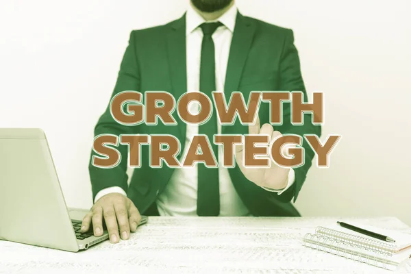 Text caption presenting Growth Strategy. Business overview Strategy aimed at winning larger market share in shortterm Remote Office Work Online Presenting Communication Technology — Stockfoto