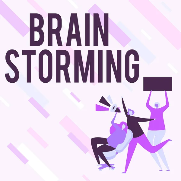 Handskrift tecken Brain Storming. Internet Concept Stimulera kreativt tänkande Utveckla nya idéer Diskussion Kvinna Ritning Sitting Holding Megaphone Att tillkännage. — Stockfoto