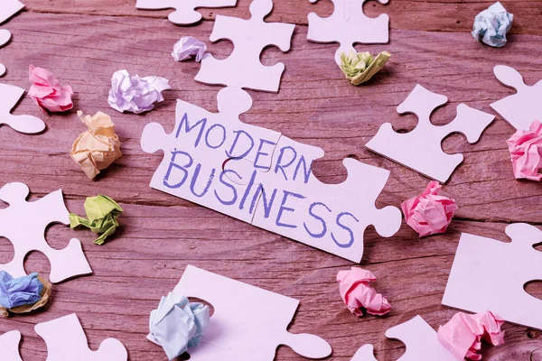 Концептуальный дисплей Modern Business. Слово о проникновении в философию крупного корпоративного предприятия — стоковое фото