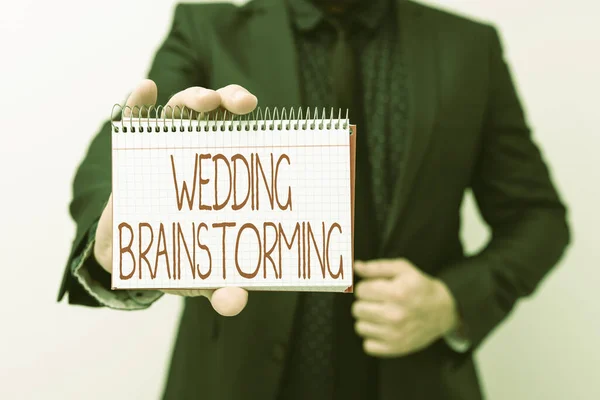 Εννοιολογική λεζάντα Wedding Brainstorming. Επιχειρηματική προσέγγιση Παντρεύεται σε μια οικονομική διάλυση της τράπεζας Παρουσιάζοντας Νέα Σχέδια και Ιδέες Επιδεικνύοντας Διαδικασία Σχεδιασμού — Φωτογραφία Αρχείου