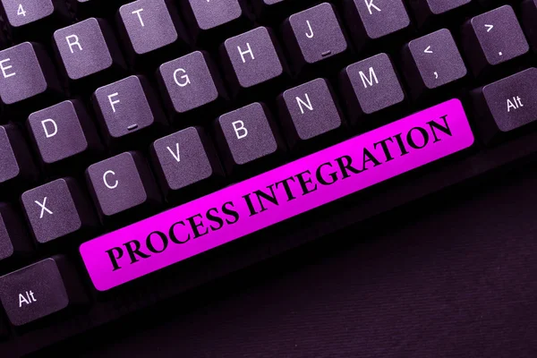 텍스트 프로세스 통합을 보여 주는 문서 작성. Business showcase Connectivity of Systems Services and Information Abstract Online Registration Process, Typing Personal Informations — 스톡 사진