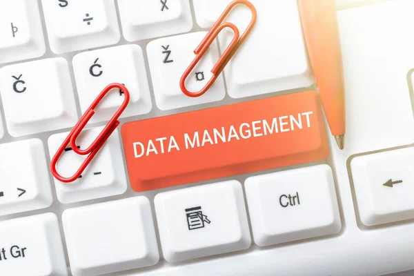 Inspiration showing sign Data Management. Business showcase The practice of organizing and maintaining data processes Transcribing Internet Meeting Audio Record, New Transcription Methods — Stockfoto