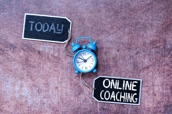 Sign displaying Online Coaching. Word Written on Learning from online and internet with the help of a coach Time Managment Plans For Progressing Bright Smart Ideas At Work — Stock Photo, Image