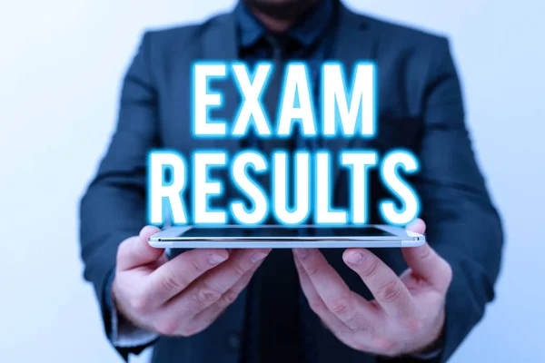 Inspiration showing sign Exam Results. Business concept An outcome of a formal test that shows knowledge or ability Presenting New Technology Ideas Discussing Technological Improvement — Stockfoto