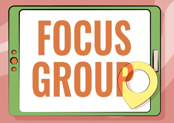 포커스 그룹 (Focus Group) 은 다음을 가리킨다. 비즈니스 아이디어는 섬세하게 선택 된 참여자들 이 깔끔 한 터치 스크린 및 위치 핀으로 피드백 컴퓨터 태블릿 드로잉을 제공하도록 구성된다.. — 스톡 사진
