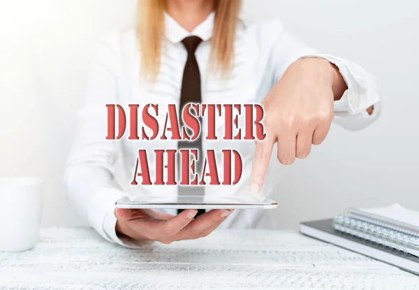 재난을 알리는 표지판을 앞에 두라. Business concepting Contingency Planning forecast a disaster or incident Developer Discussing Gadget Upgrade, Presenting Technical Specs — 스톡 사진