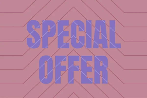 Handwriting text Special Offer. Business showcase Selling at a lower or discounted price Bargain with Freebies Line Illustrated Backgrounds With Various Shapes And Colours. — 图库照片
