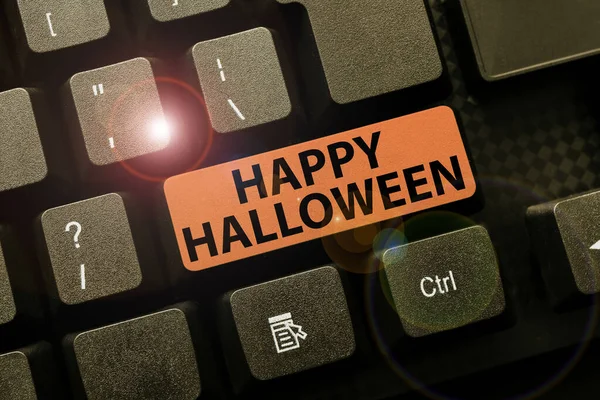 해피 할로윈 (Happy Halloween) 은 다음을 가리킨다. 무서운 측면, 유령의 집, 사탕만들기 비즈니스 데이터 스토리지, 타이핑 예산 및 지출 레코드와 관련된 하루에 작성 된 글 — 스톡 사진