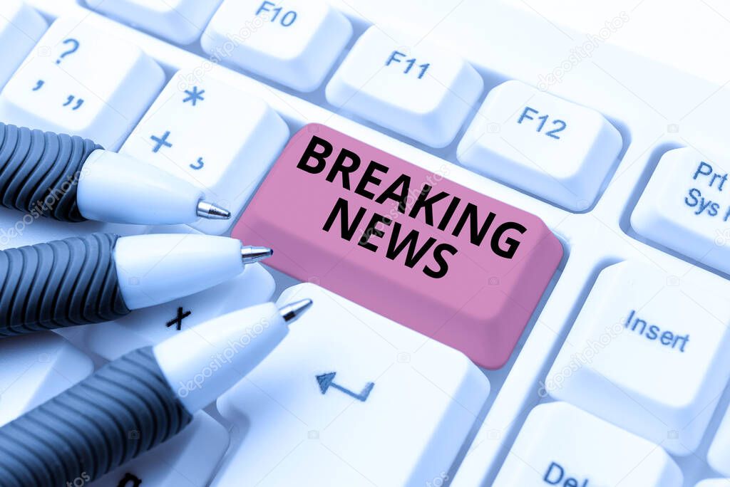 Text sign showing Breaking News. Concept meaning Special Report Announcement Happening Current Issue Flashnews Typing Program Functional Descriptions, Creating New Email Address