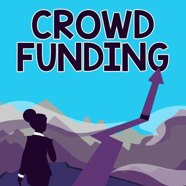 Texto de escritura Crowd Funding. Internet Concept Fundraising Kickstarter Startup Pledge Platform Donaciones Lady Caminando hacia las montañas con una flecha Marcando el éxito —  Fotos de Stock