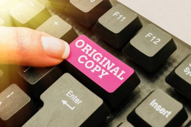 Metin başlığı sunar. Orijinal kopya. Ana Betik Yazılmamış Ana Liste Düzenleme Web Sitesi Kodları, Yeni Programlama Dili Öğrenme