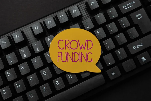 Ręczne pisanie znaku Crowd Funding. Koncepcja biznesowa Fundraising Kickstarter Startup Pledge Platform Donations Wpisz nową edycję informacyjnego ebooka, Tworzenie świeżej zawartości strony internetowej — Zdjęcie stockowe