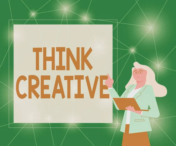 Kézírás szöveg Think Creative. Koncepció jelentése A képesség, hogy érzékeli a mintákat, amelyek nem nyilvánvalóak Illusztrációja Üzletasszony áll kezében laptopján bemutató ötletek. — Stock Fotó