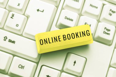 Online Rezervasyon 'u gösteren metin işareti. Rezervasyon anlamına gelen kavram internet otel konaklama uçak bileti Daktilo Aşçılık Ders rehberi, Yeni Çevrimiçi Kılavuzlar Yeniden Yazılıyor