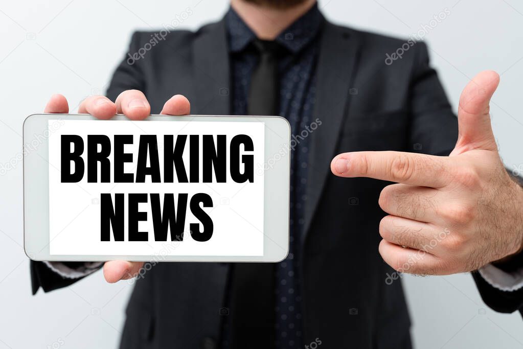 Handwriting text Breaking News. Internet Concept Special Report Announcement Happening Current Issue Flashnews Presenting New Technology Ideas Discussing Technological Improvement