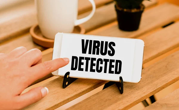 Writing displaying text Virus Detected. Business approach A computer program used to prevent and remove malware Voice And Video Calling Capabilities Connecting People Together — Fotografia de Stock
