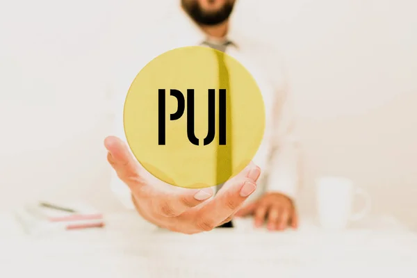 Inspiration showing sign Pui. Internet Concept person that has acute respiratory distress syndrome based on evidence Presenting Communication Technology Smartphone Voice And Video Calling — Stockfoto
