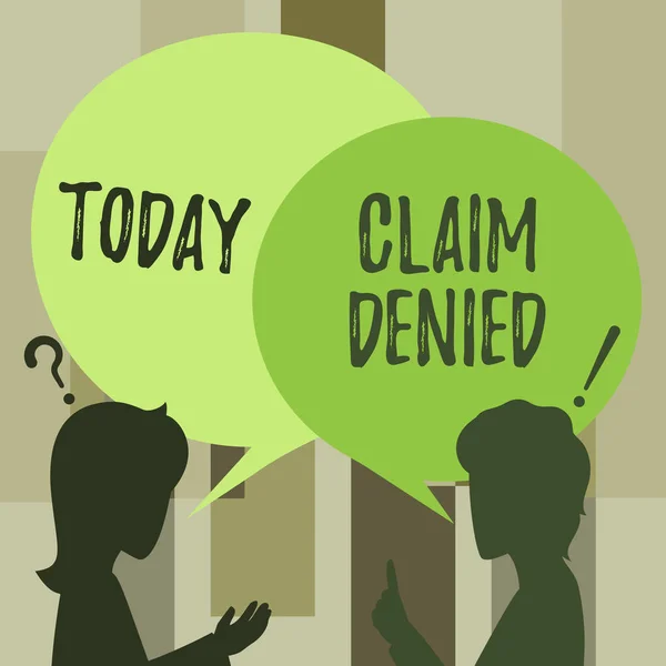 Conceptual display Claim Denied. Business approach Requested reimbursement payment for bill has been refused Couple Drawing With Chat Cloud Talking To Each Other Sharing Ideas. — Foto Stock