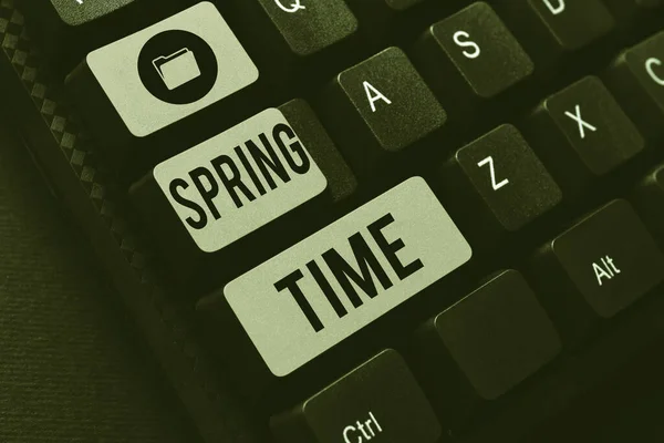 Sign displaying Spring Time. Concept meaning temperate season of the year identified by a revival of plants Typing Daily Reminder Notes, Creating Online Writing Presentation — Zdjęcie stockowe