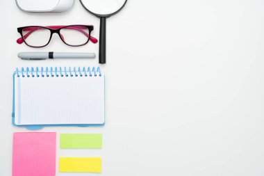 Gösterişli Okul Malzemeleri, Parlak Öğretim Öğrenim Koleksiyonları, Yaratıcı Yazma Aletleri, Eğitim Şeyleri, Karışık Öğrenci Eşyaları Kağıt Kalem Defteri Yapışkan Notlar