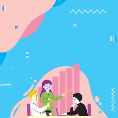 Bayan Çizim Yapan Takım Arkadaşı Süreç Adımlarını Açıklıyor. Kadın, meslektaşına nasıl ilerleme kaydedildiğini gösteriyor. Proje Hakkında Analiz Yapan Arkadaş.