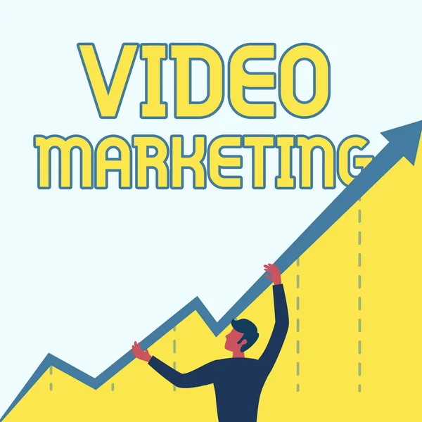 Texte inspirant Video Marketing. Photo conceptuelle Marketing vidéo Homme Dessin Holding Graph Arrow montrant la croissance de l'entreprise. — Photo