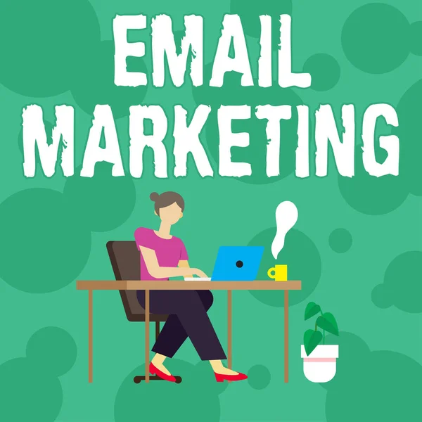 Έννοια λεζάντα Email Marketing. Επιχειρηματική προσέγγιση Αποστολή εμπορικού μηνύματος σε ομάδα εμφάνισης χρησιμοποιώντας το mail Woman Sitting With Laptop Back View Actively Accomplishing Work From Home — Φωτογραφία Αρχείου