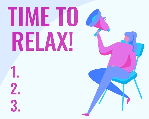 긴장을 풀기 위해 텍스트를 작성 한다. Business approach Relaxation moment for a break of work or study leisure Woman Drawing Holding Megaphone Strip on A Chair Crossing Legs. — 스톡 사진