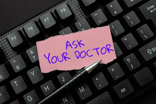 Kérdezd meg a doktort. Üzleti ötlet információt vagy tanácsot kérni egy egészségügyi szakembertől Absztrakt Gépelés Lecke és Előadástervek, Retyping Song Lyrics — Stock Fotó