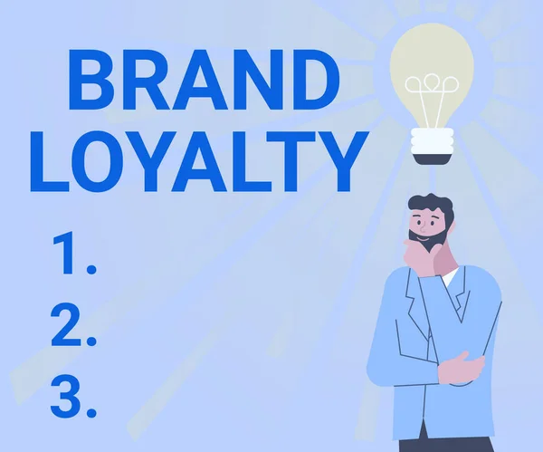 Escrevendo exibindo texto Brand Loyalty. Conceito de negócio sentimentos positivos para uma marca e comprar o mesmo produto Ilustração de um homem chegando com novas ideias surpreendentes. — Fotografia de Stock