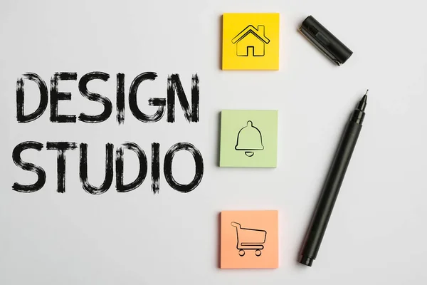 Текст демонструє натхнення Design Studio. Internet Concept Work Environment спеціально для дизайнерів і ремісників Flashy School Office Supplies, Bright Teaching Learning Collections — стокове фото