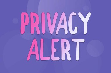 Kavramsal Başlık Gizlilik Alarmı. Kavramsal fotoğraf kullanıcıyı veri satırınızı çalma riskine karşı uyarır Çeşitli Şekiller ve Renkler içeren Resmedilmiş Arkaplanlar.