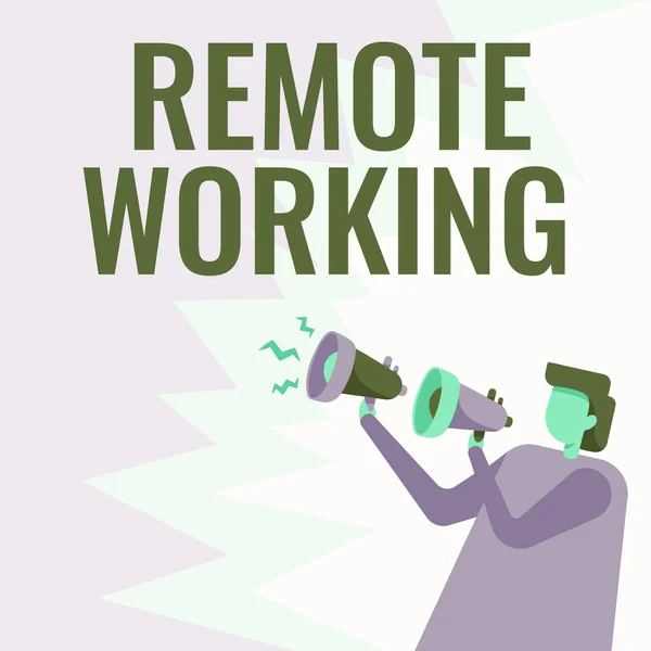 Didascalia concettuale Remote Working. Stile Internet Concept che consente ai professionisti di lavorare al di fuori di un ufficio Businessman Drawing Holding Un paio di megafoni Fare un nuovo annuncio. — Foto Stock