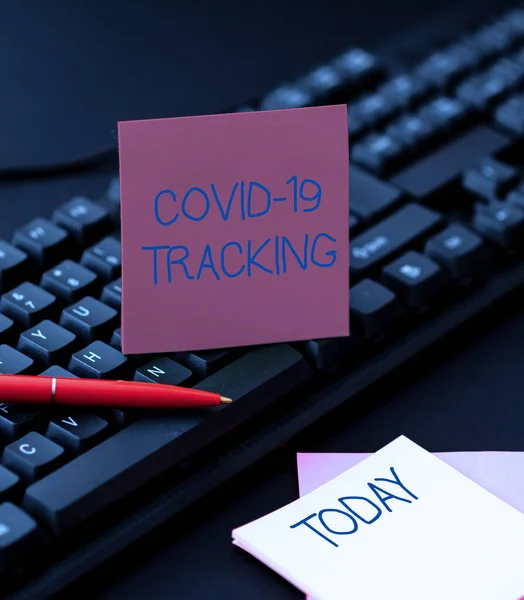 Didascalia concettuale Covid 19 Tracking. Concetto di Internet Processo distintivo dei possibili individui infetti Inserimento dell'immagine Parola chiave e descrizione, digitando la definizione e il significato della parola — Foto Stock