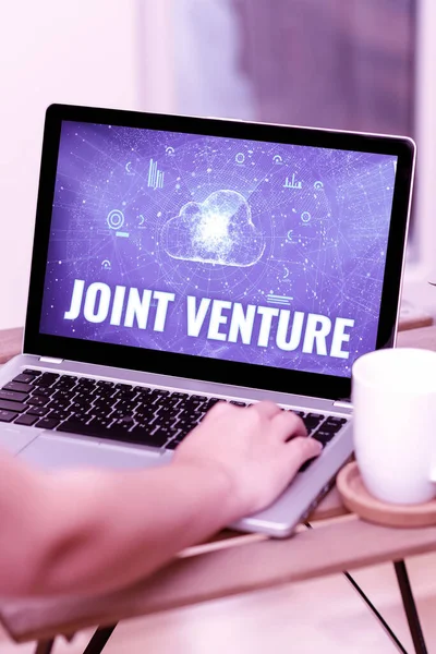 Podepsat zobrazení Joint Venture. Internet Koncepce obchodní partnerství investované společně dvěma nebo více společnostmi — Stock fotografie