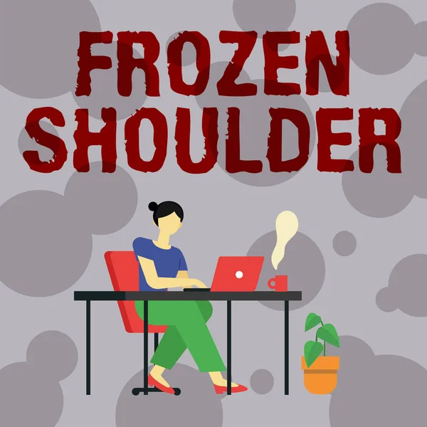 손 글씨는 Frozen Shoulder 이 다. 사업적 인 접근은 어깨 관절에 앉아 있는 여자가 랩탑 백 뷰 로 활동적으로 일하는 것을 특징으로 한다 — 스톡 사진