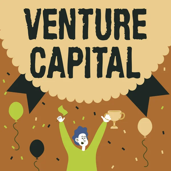 Kavramsal başlık: Venture Capital. "Venture Capital Man Holding Trophy Performansını Balonlarla Dolu Kutlama Sözü". — Stok fotoğraf