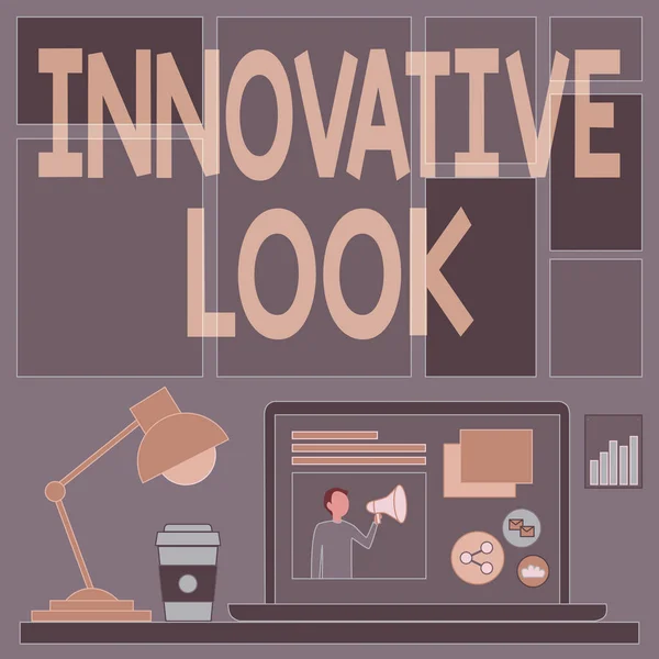 Концептуальная подпись Innovative Look. Бизнес-подход Качество идеи, которая является новой и различных Ноутбук тенденция на столе рядом с кофе кружку и настольный лампа отображения рабочего процесса. — стоковое фото